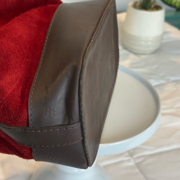 Vintage Manta Medallion Suede & Leather Bucket Bag - Picture 13 of 13